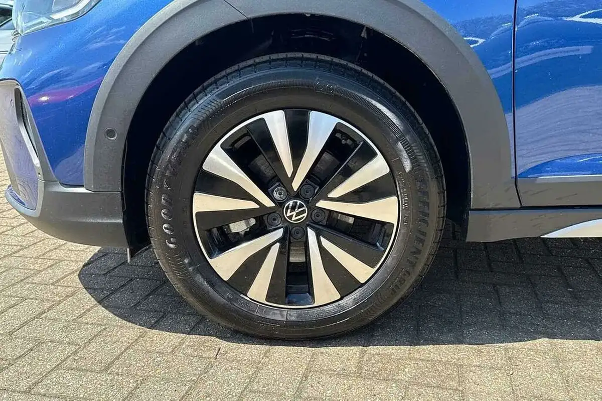 2024-volkswagen-taigo-10-tsi-life-110ps-dsg-big-4
