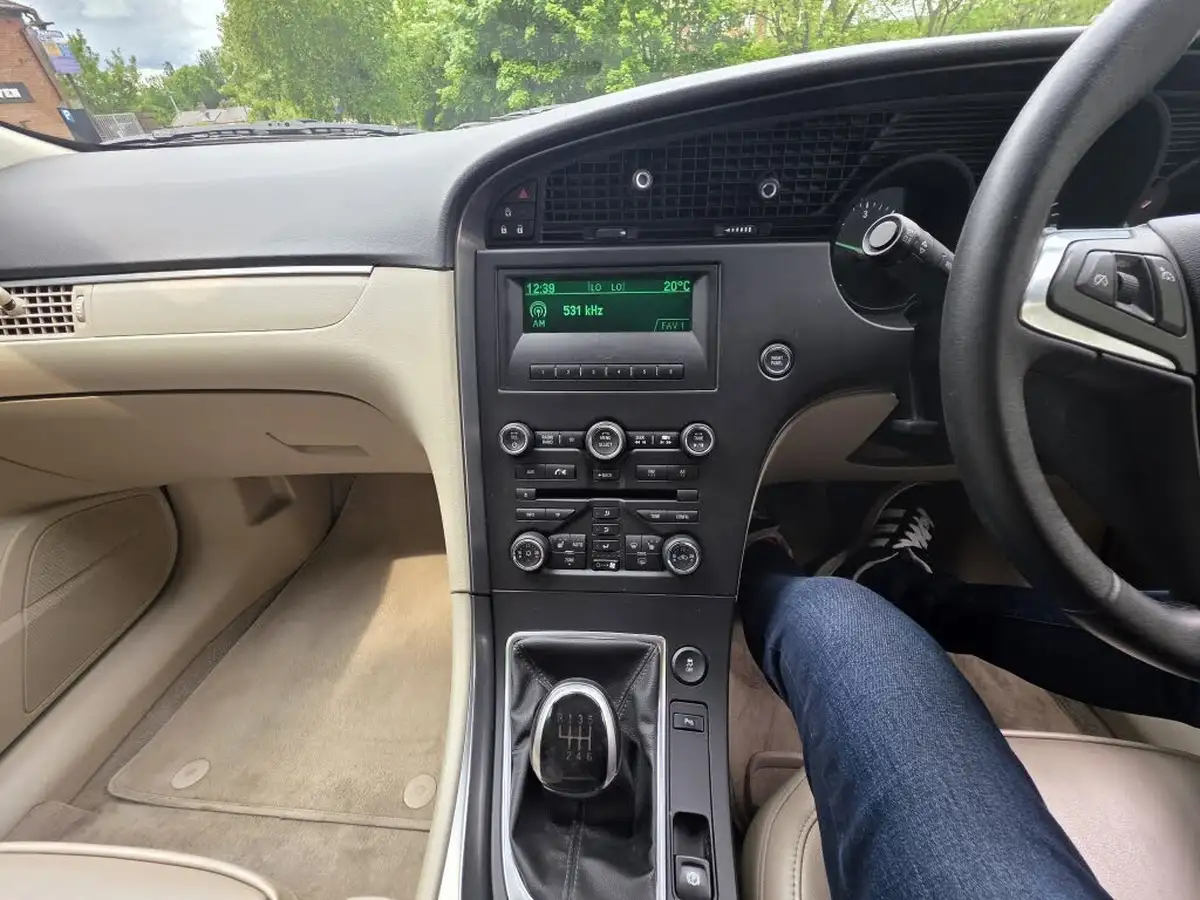 2011-saab-9-5-20td-vector-se-20tid-160ps-saloon-4d-big-13