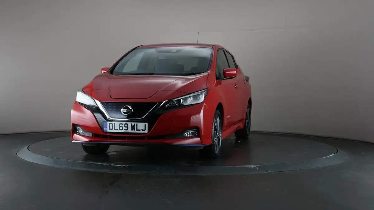 2020-nissan-leaf-e-e-tekna-big-49