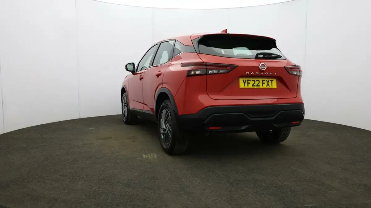 2022-nissan-qashqai-13-dig-t-acenta-premium-140ps-big-32