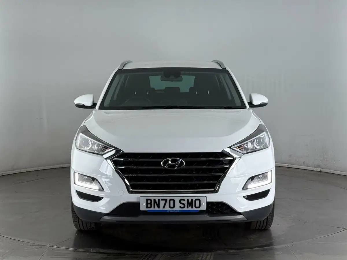 2020-hyundai-tucson-16-t-gdi-se-nav-dct-big-2
