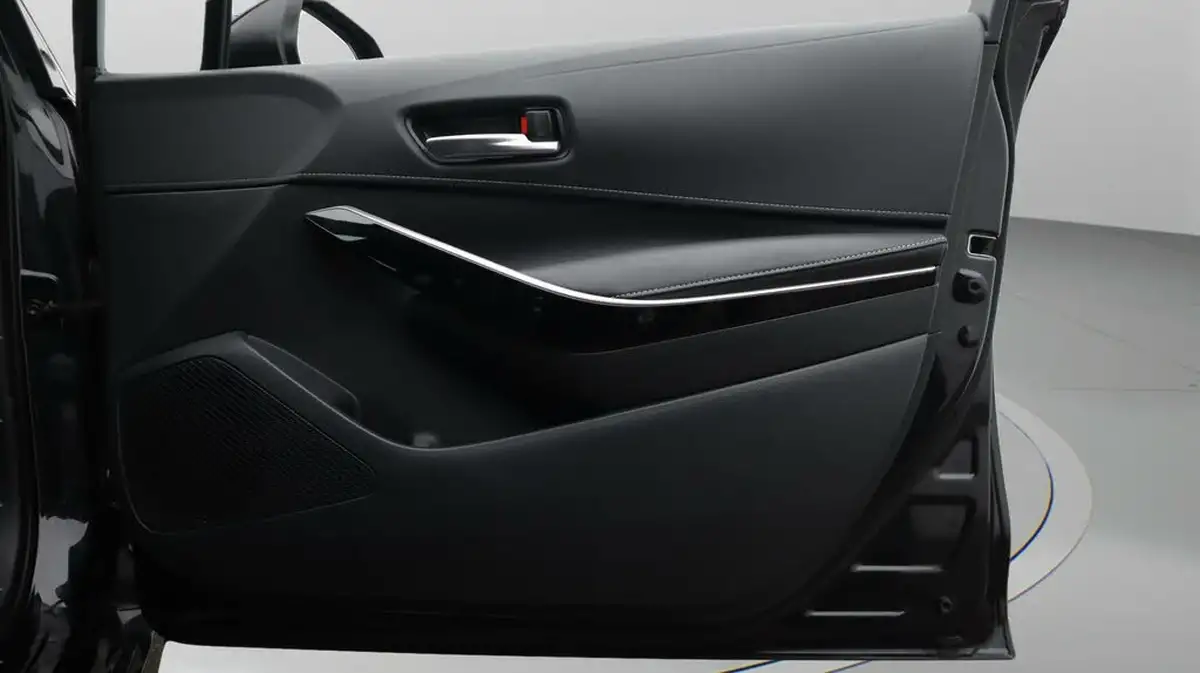 2022-toyota-corolla-18-vvt-i-design-120bhp-trk-hatchback-5d-big-15