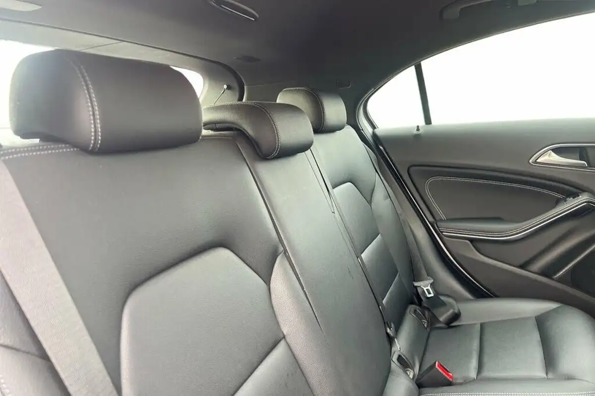 2016-mercedes-benz-a-class-21d-a200d-sport-premium-plusss-big-9