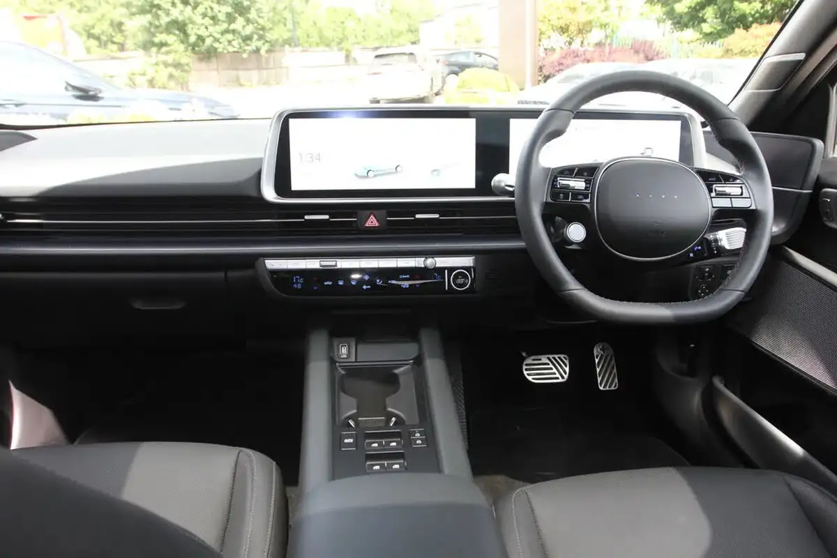 2024-hyundai-ioniq-6-e-ultimate-228ps-single-motor-rwd-big-5
