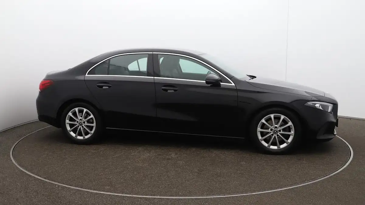 2020-mercedes-benz-a-class-13-a200-sport-saloon-4d-7g-dct-big-41