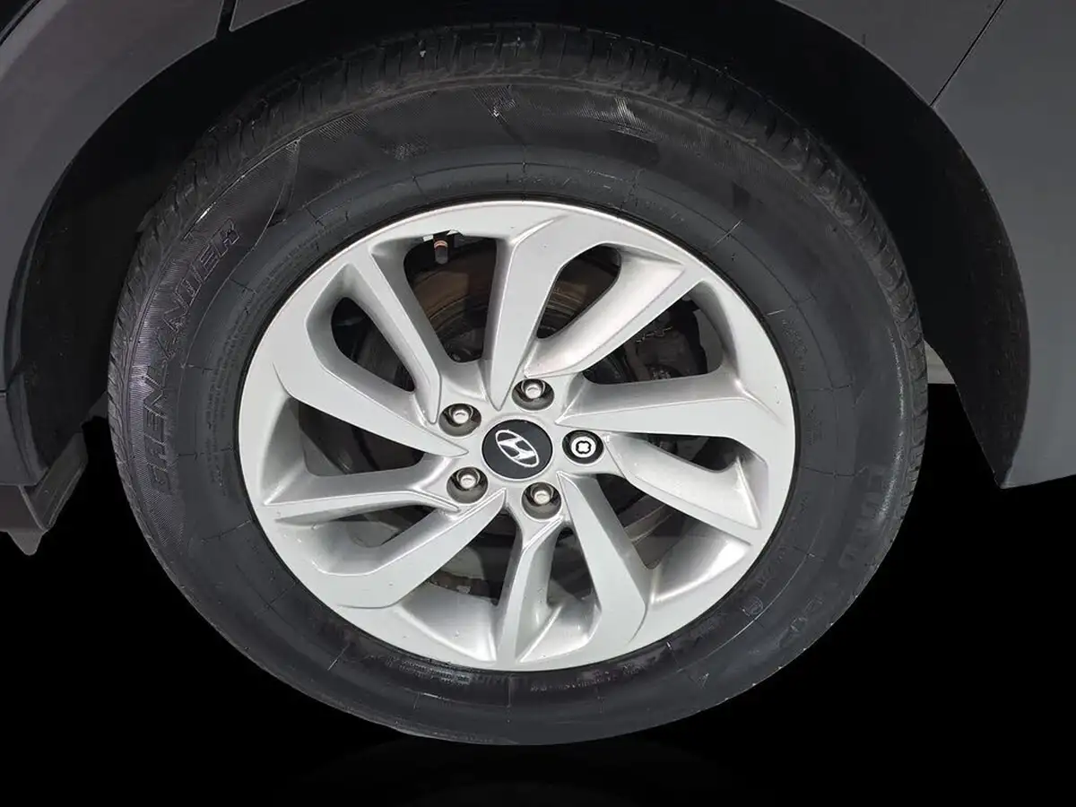 2016-hyundai-tucson-20crdi-blue-drive-se-nav-big-34