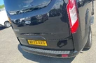 2023-ford-tourneo-custom-small-37