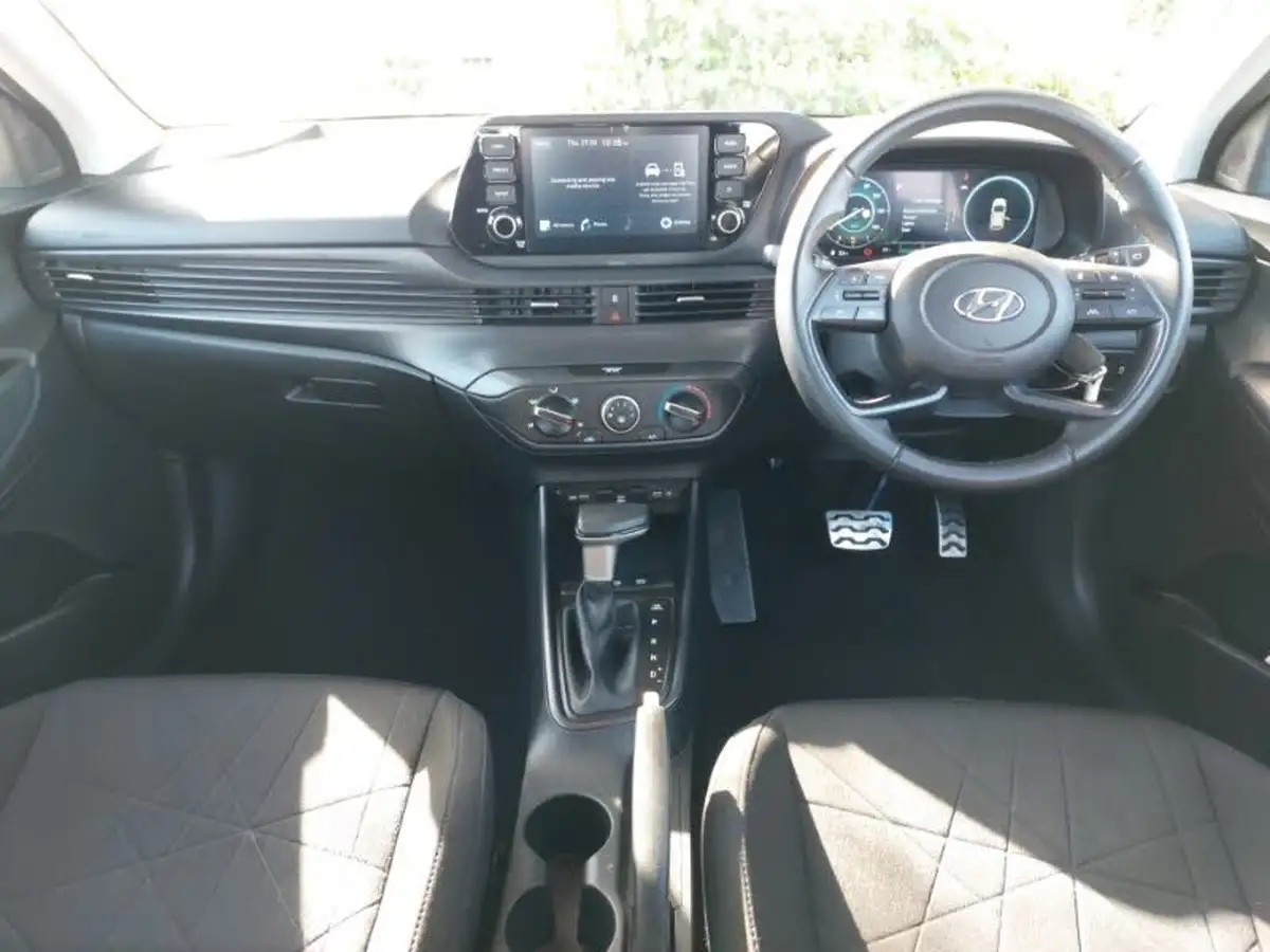 2022-hyundai-bayon-10-t-gdi-se-connect-dct-big-2