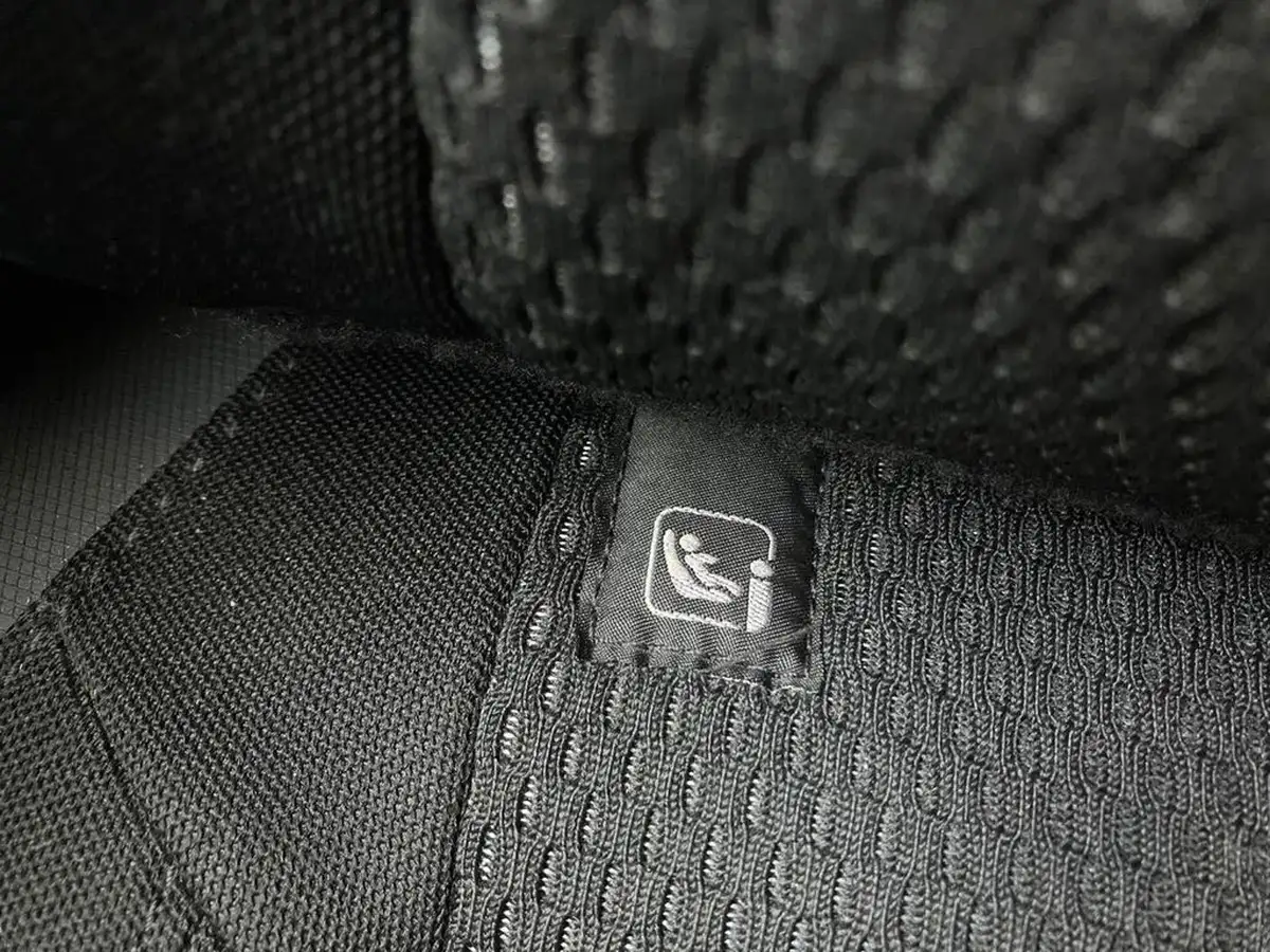 2021-jeep-renegade-13-gse-night-eagle-big-49