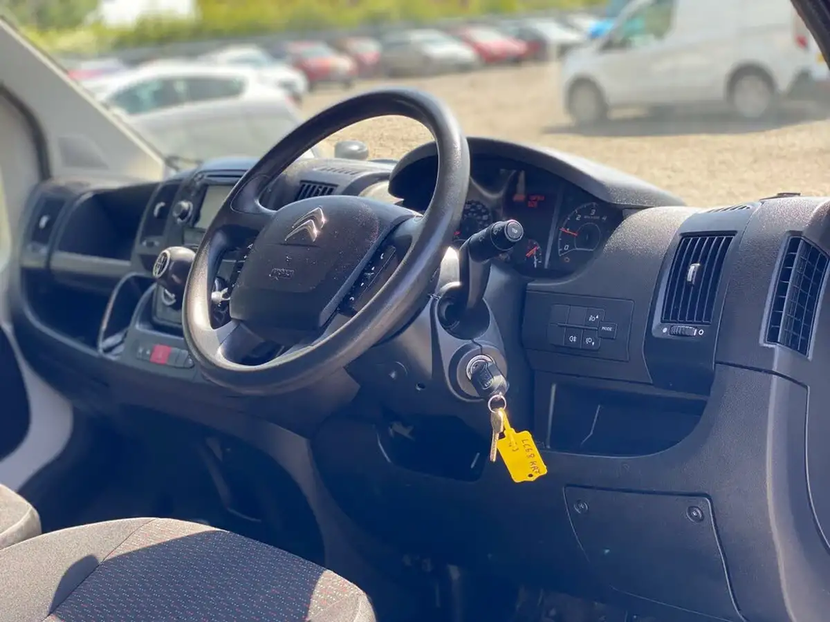 2018-citroen-relay-20bluehdi-35-l2h2-big-6