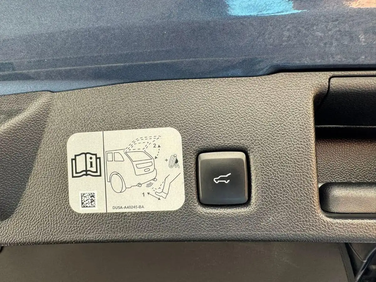 2021-ford-kuga-15-st-line-x-edition-big-11