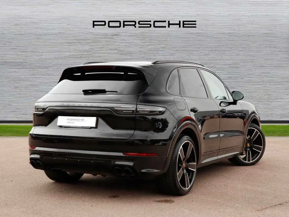 2023-porsche-cayenne-30-v6-340ps-station-wagon-big-2