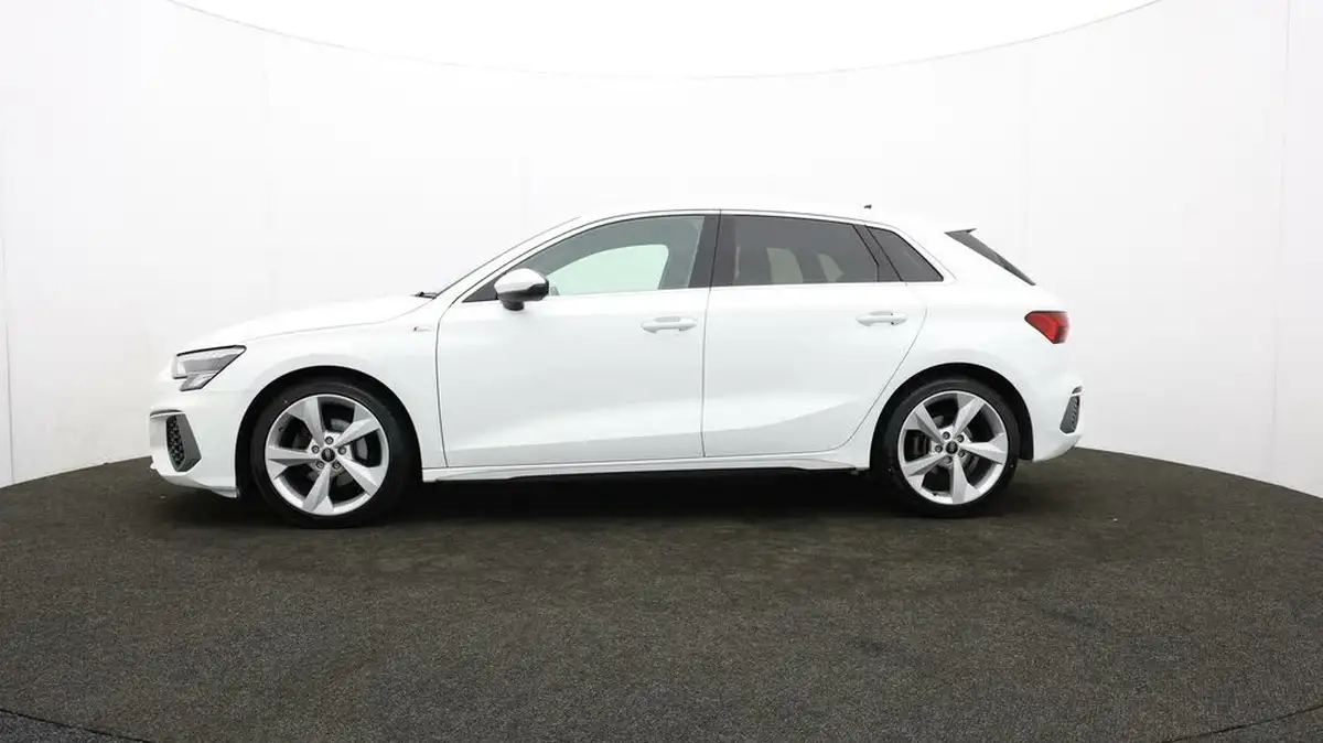 2022-audi-a3-15-35-tfsi-s-line-sportback-5d-tronic-big-69