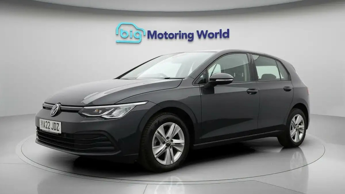 2022-volkswagen-golf-20tdi-life-hatchback-big-2