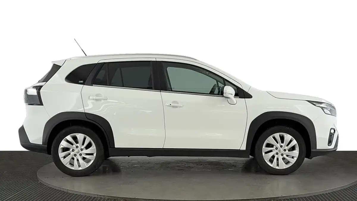 2023-suzuki-s-cross-14-boosterjet-motion-big-2