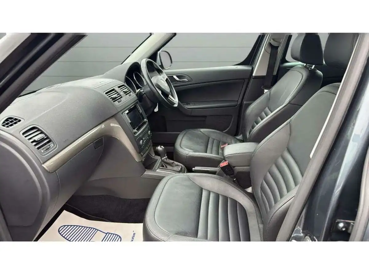 2016-skoda-yeti-outdoor-20tdi-scr-se-l-150ps-4x4-dsg-big-24