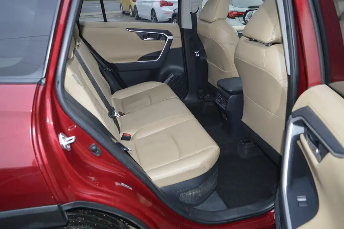 2019-toyota-rav4-25-vvt-i-excel-219bhp-premium-pack-big-12