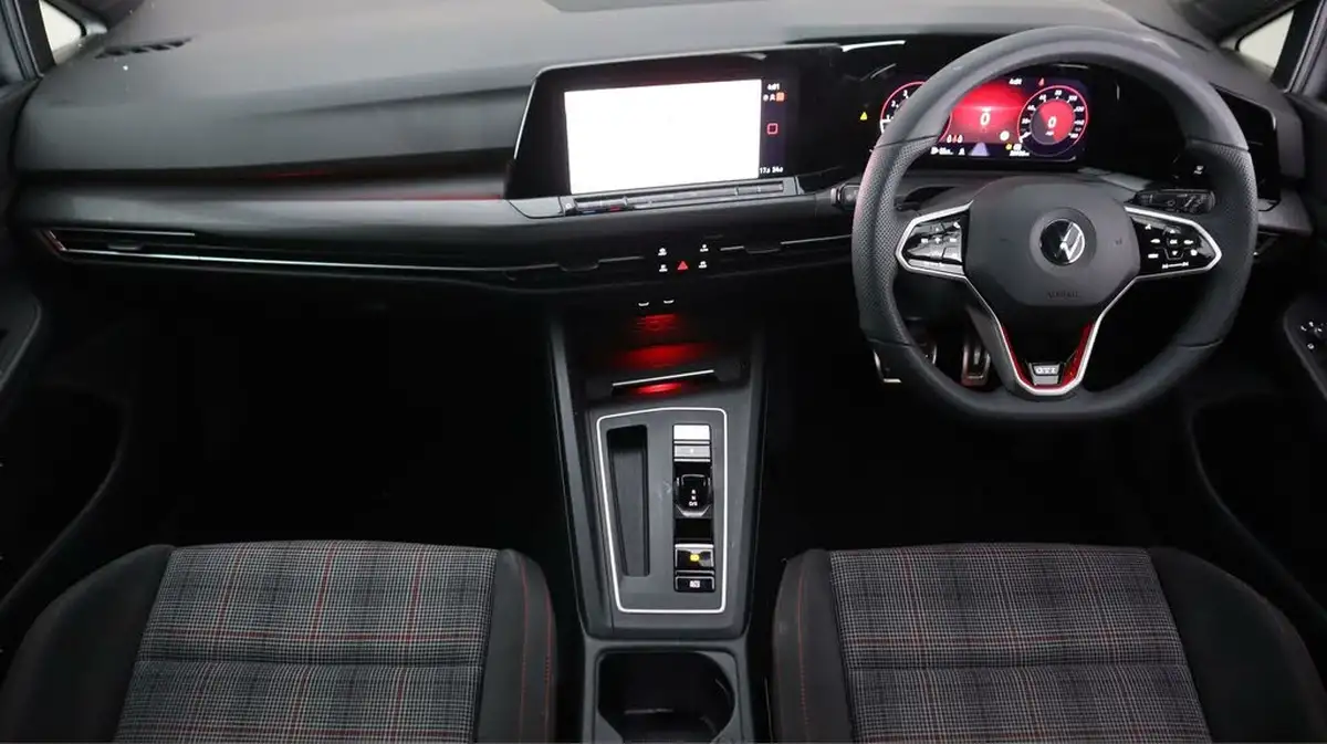 2021-volkswagen-golf-20-tsi-gti-dsg-big-13