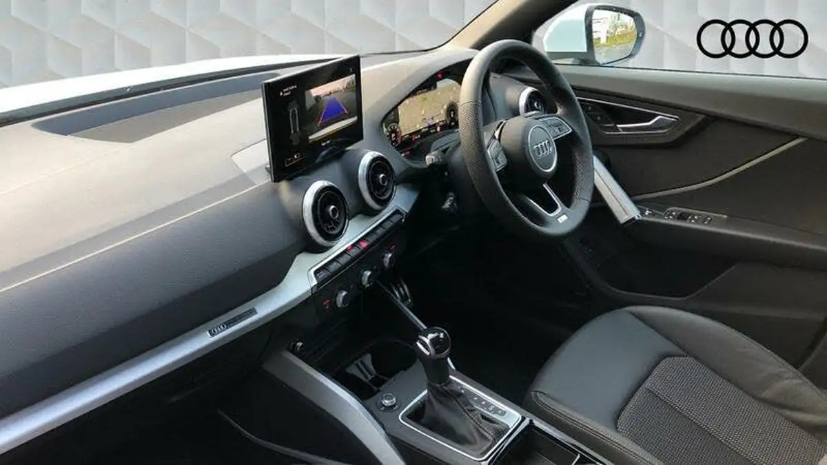 2024-audi-q2-15-35-tfsi-s-line-tronic-big-1