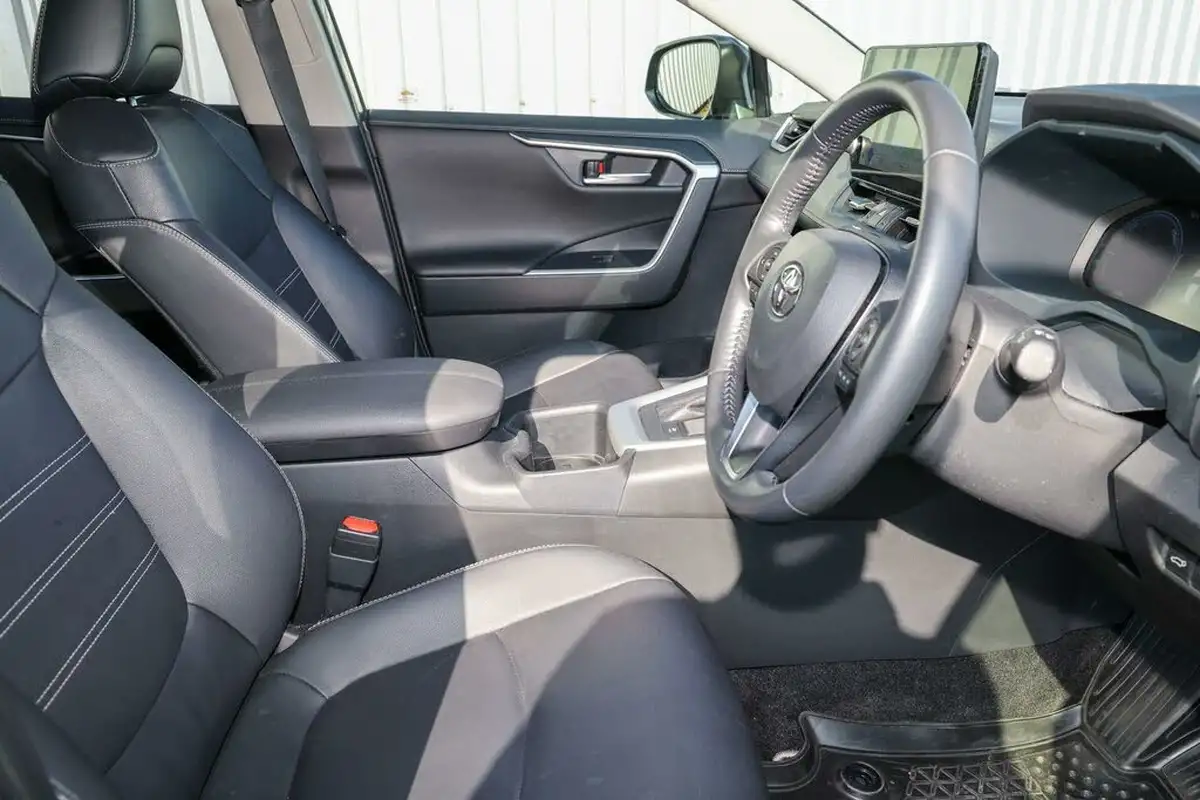 2023-toyota-rav4-25-vvt-i-excel-215bhp-big-10