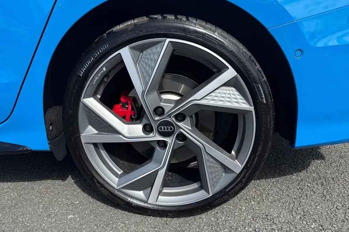 2023-audi-s3-20-tfsi-black-edition-saloon-4d-big-10