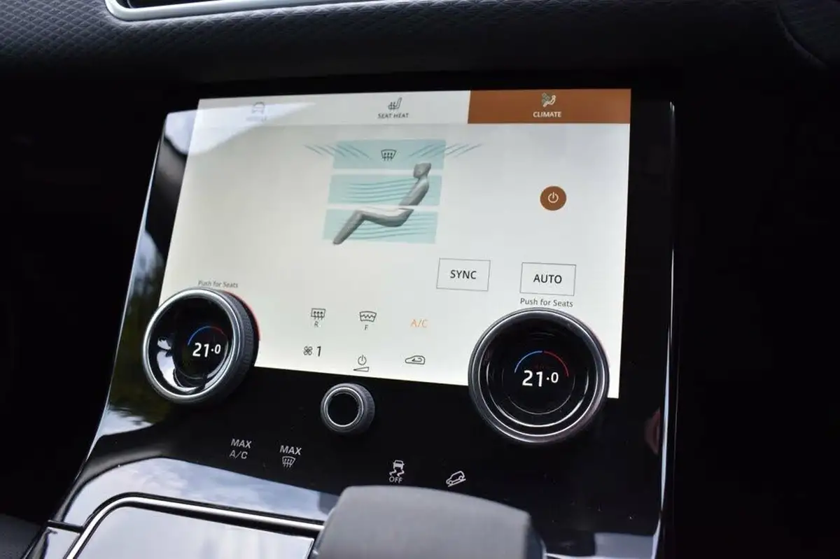 2021-land-rover-range-rover-velar-20-d200-s-big-8