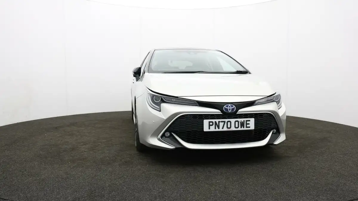 2020-toyota-corolla-18-vvt-i-excel-trk-hatchback-big-51