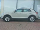 2023-volkswagen-t-roc-10-tsi-life-small-3