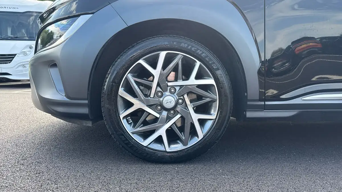 2022-hyundai-kona-16-gdi-premium-big-16