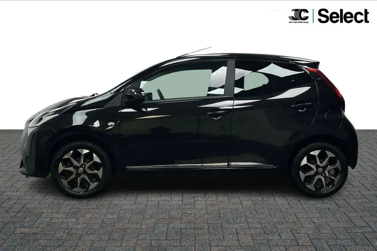 2019-toyota-aygo-10-vvt-i-x-plore-big-12
