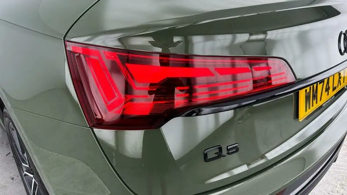 2024-audi-q5-20-40-tdi-black-edition-station-wagon-big-31