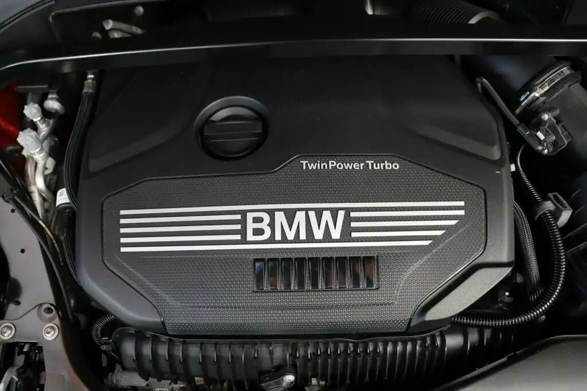 2020-bmw-x1-20-sdrive20i-se-189bhp-big-14