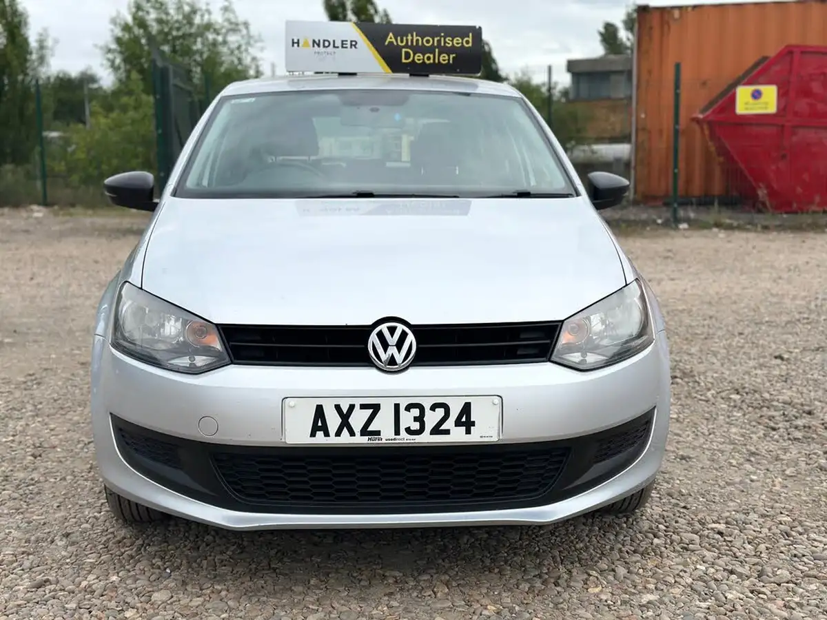 2010-volkswagen-polo-12-s-5d-big-4