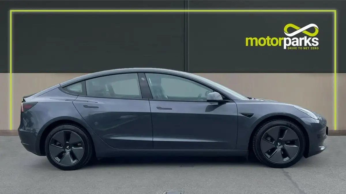 2021-tesla-model-3-e-standard-plus-big-1