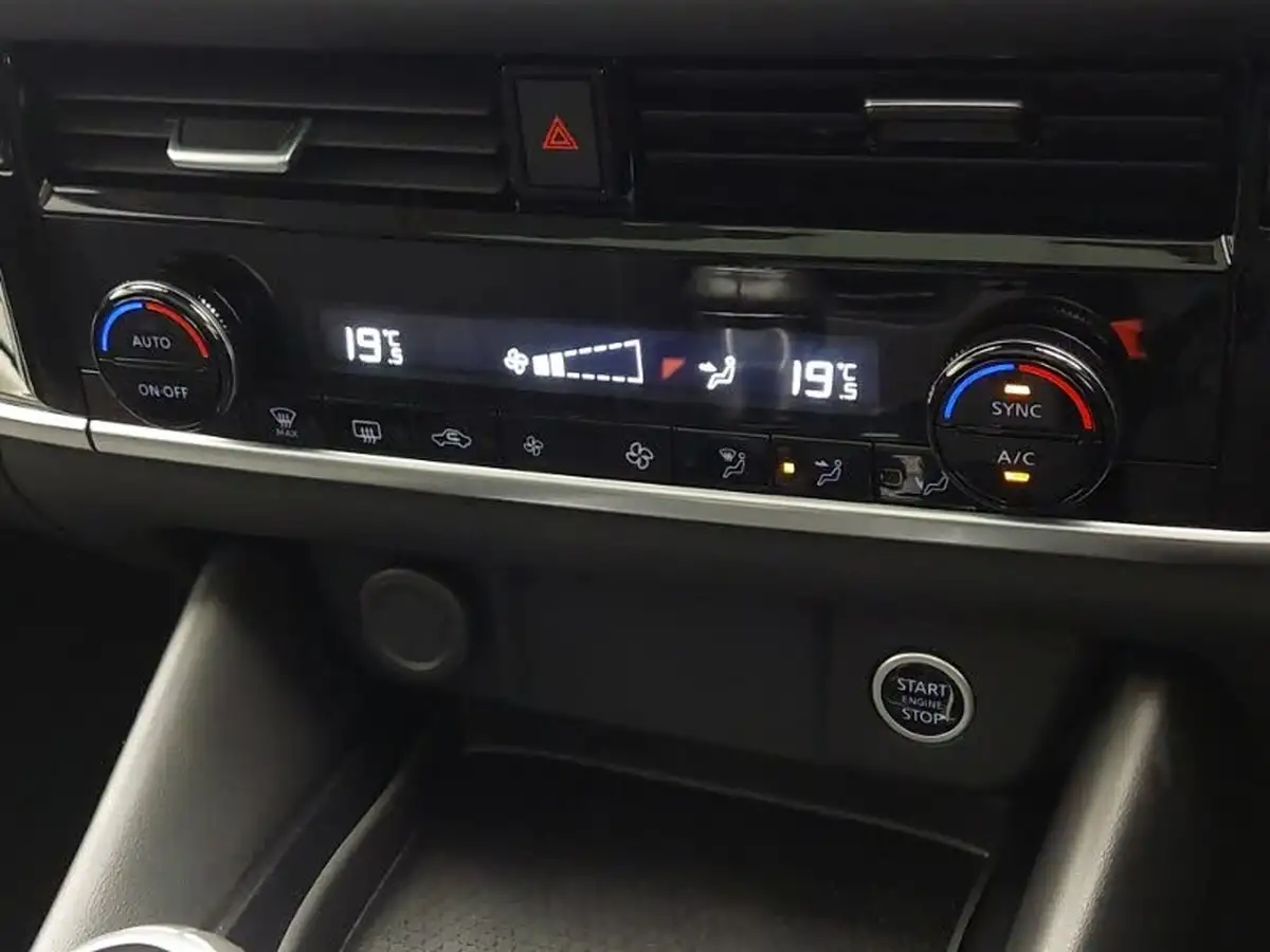 2022-nissan-qashqai-13-dig-t-n-connecta-140ps-big-14