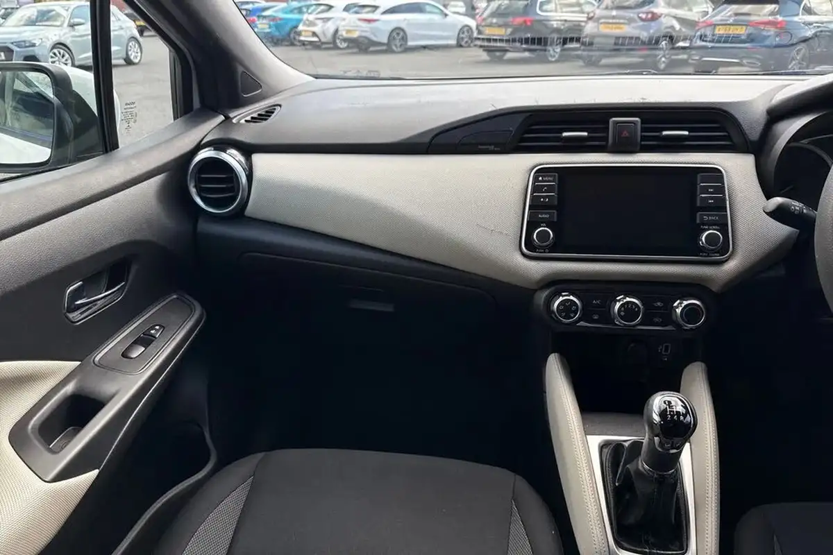2020-nissan-micra-10-ig-t-acenta-100ps-big-19