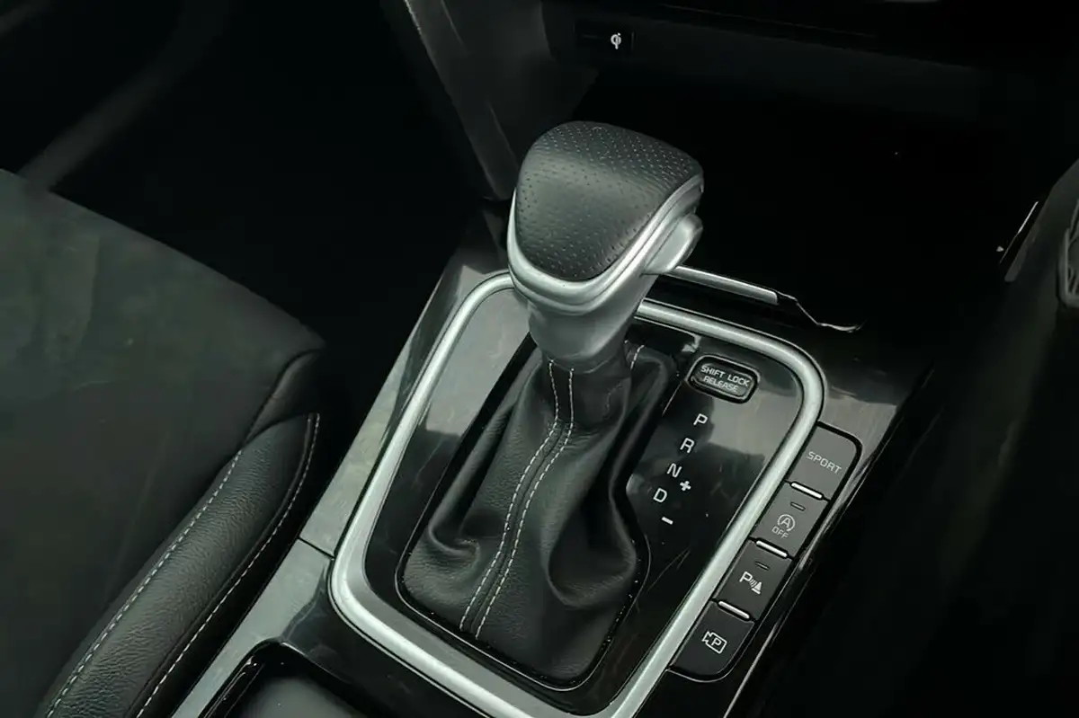 2024-kia-pro-ceed-15-t-gdi-gt-line-s-138bhp-big-10