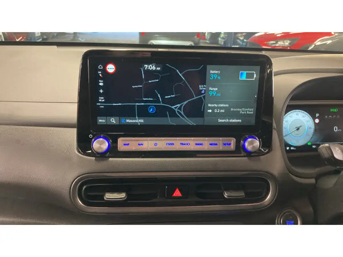 2022-hyundai-kona-e-premium-204ps-64kwh-7kw-obc-big-11