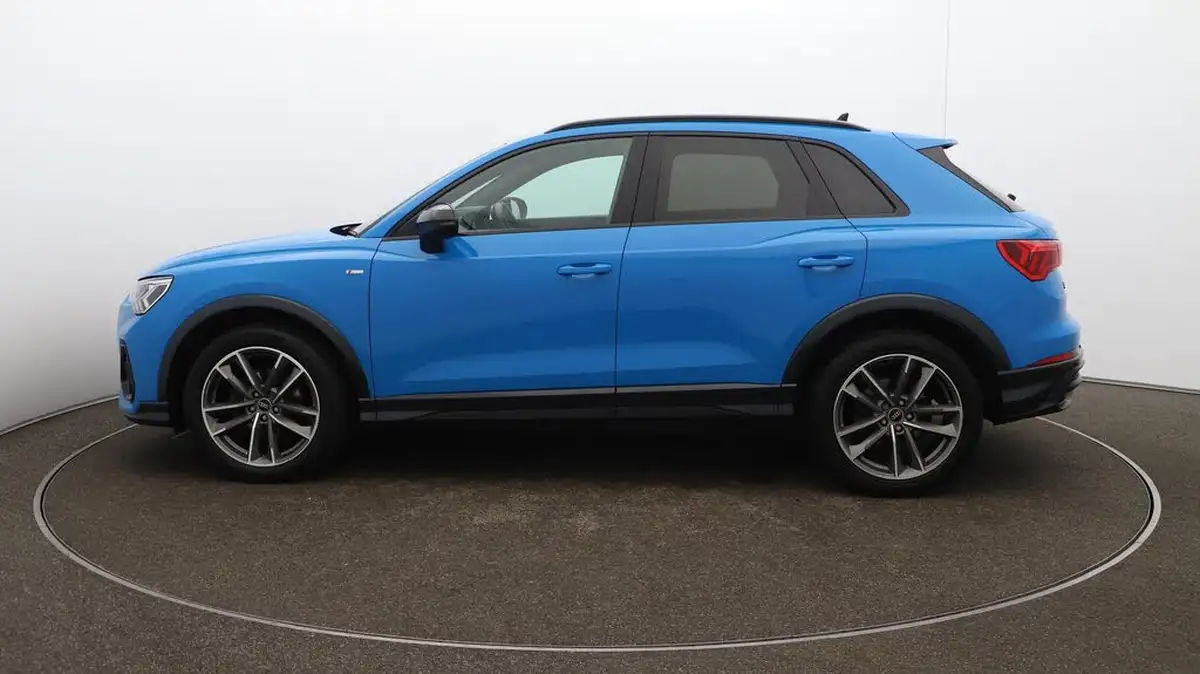 2021-audi-q3-15-35-tfsi-black-edition-codcomfort-sound-pack-station-wagon-big-57