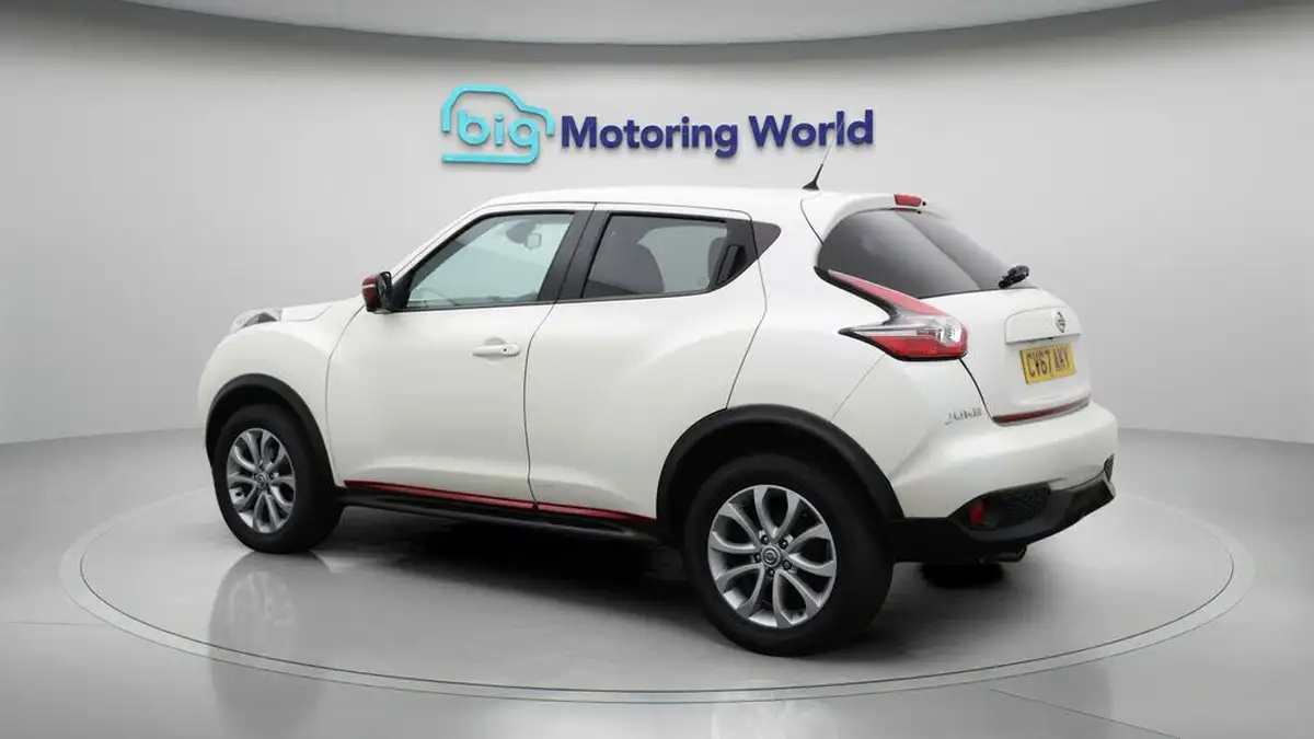 2017-nissan-juke-16-tekna-117ps-1598cc-xtronic-cvt-big-5