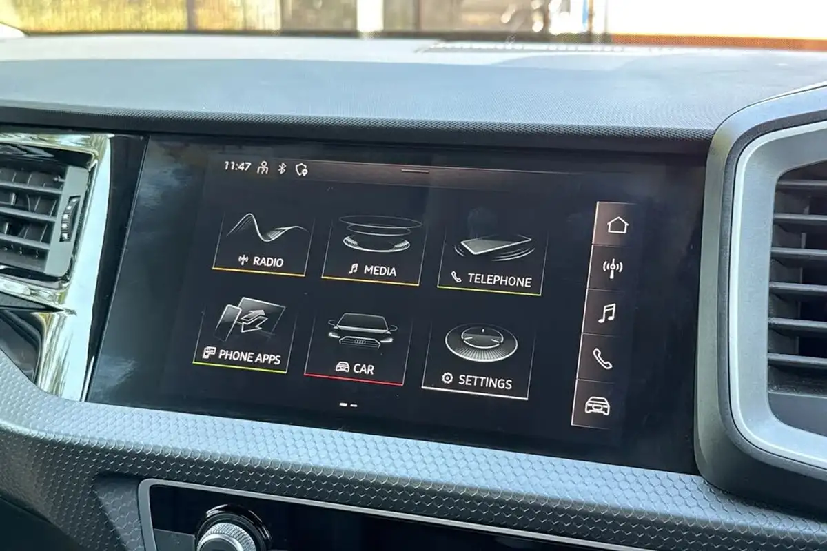 2022-audi-a1-10-30-tfsi-sport-big-16