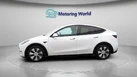 2022-tesla-model-y-e-long-range-small-4
