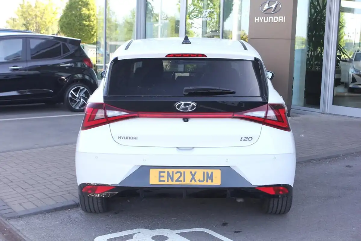 2021-hyundai-i20-10-t-gdi-premium-eclutch-imt-big-3