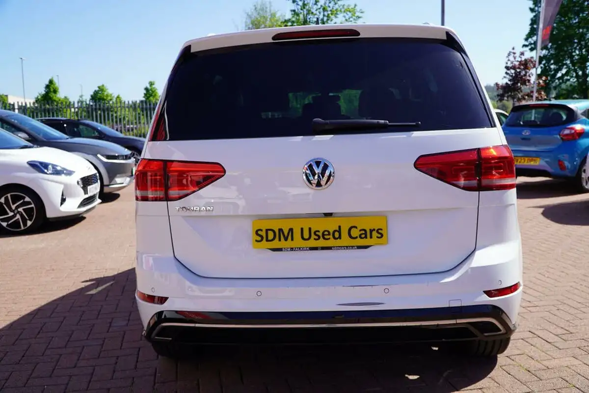 2019-volkswagen-touran-15-tsi-r-line-dsg-big-9