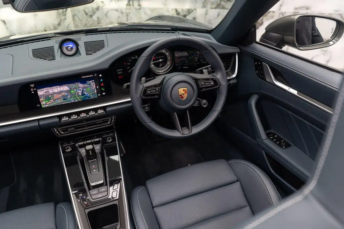 2023-porsche-911-38-turbo-s-awd-turbo-cabriolet-big-11