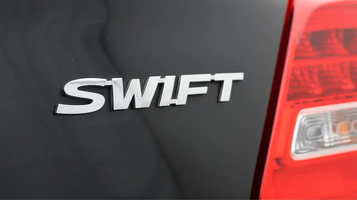 2021-suzuki-swift-12-dualjet-sz-l-big-22
