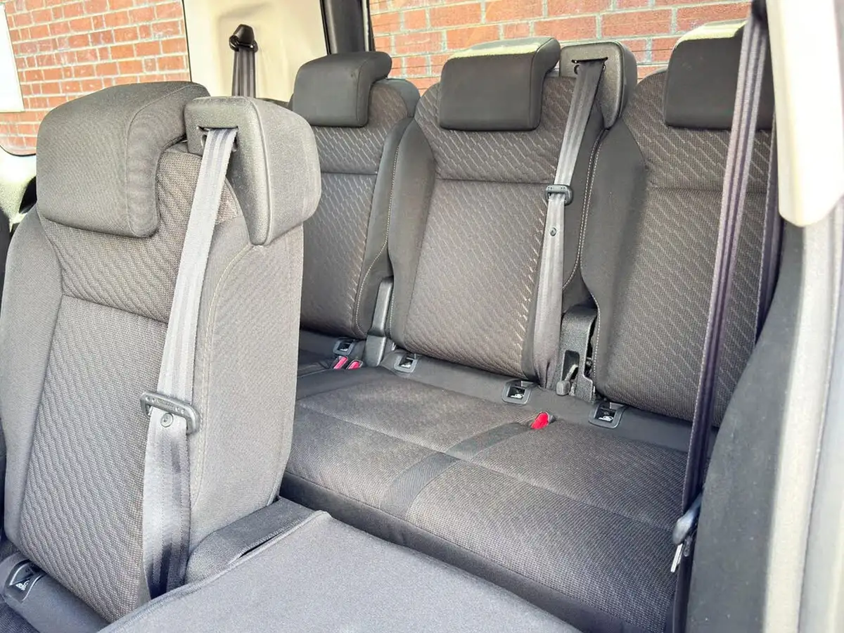 2020-toyota-proace-verso-20d-family-180ps-l0-auto-big-30