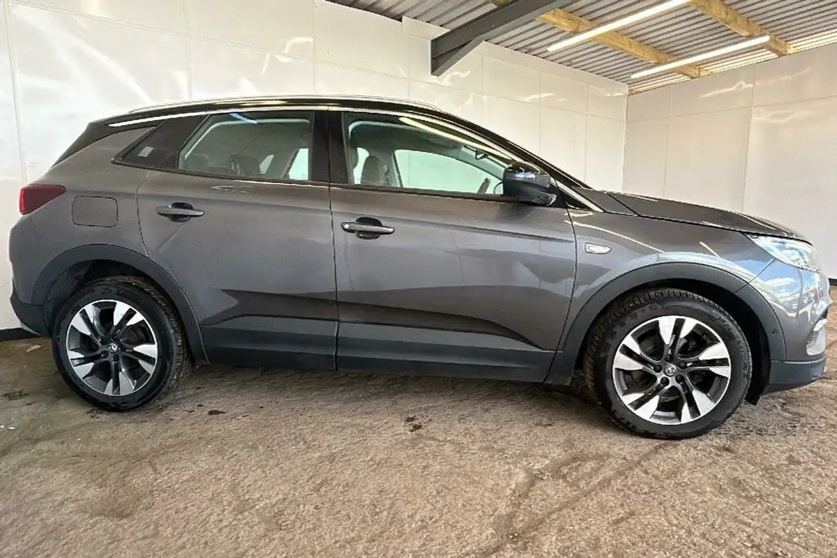 2019-vauxhall-grandland-x-12-sport-nav-big-5