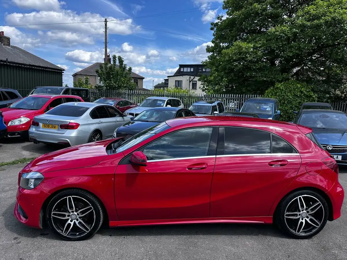 2015-mercedes-benz-a-class-15d-a180d-amg-line-ss-big-5