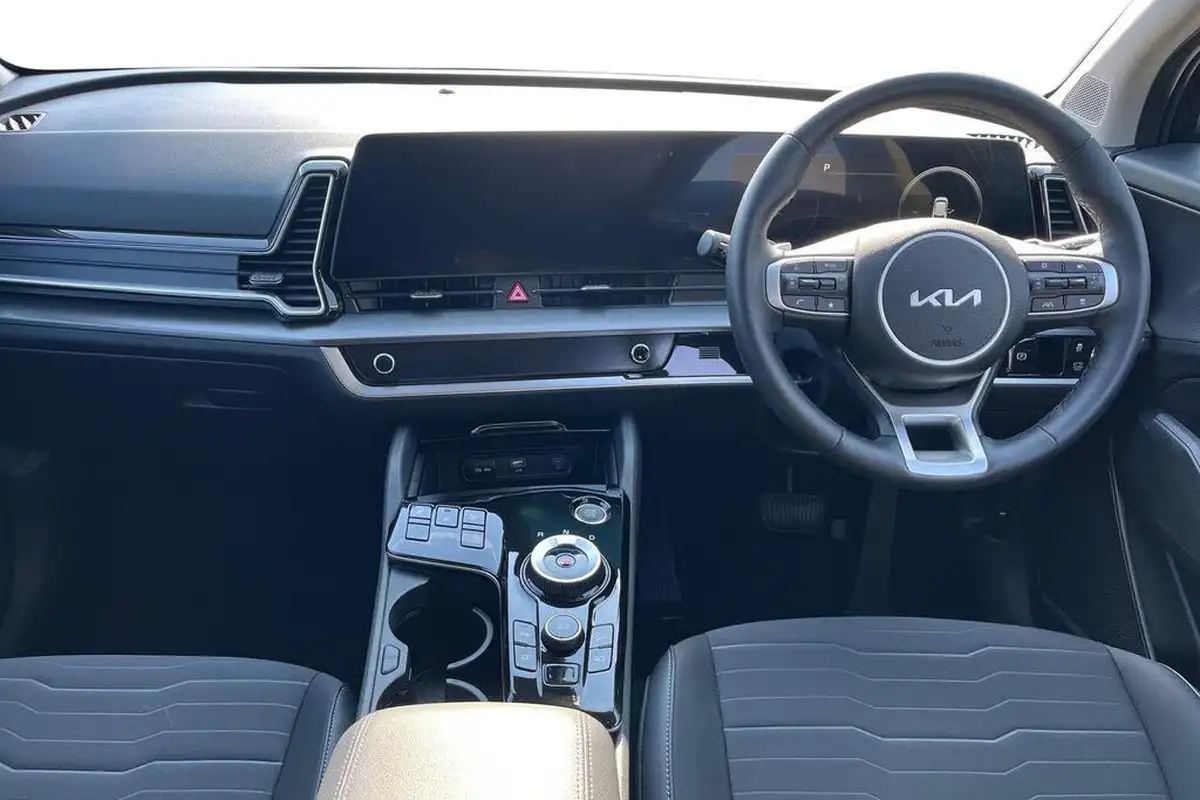 2024-kia-sportage-16-t-gdi-3-207bhp-hev-auto-big-10
